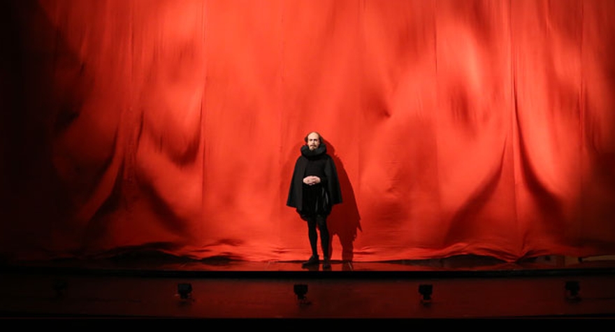 Shakespeare. The Labyrinth